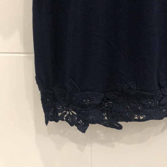 Navy Blue Dymamite Top - Picture 2 of 3